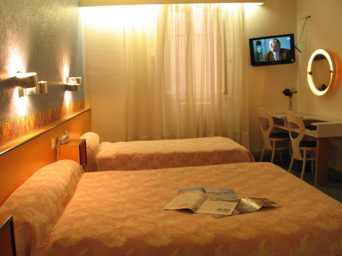 Le Saint Vincent Bed & Breakfast Foix Luaran gambar